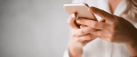 How to Start a Conversation Online Without Saying "Hey"