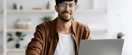 What's the Best Way to Meet Strangers Online in India?