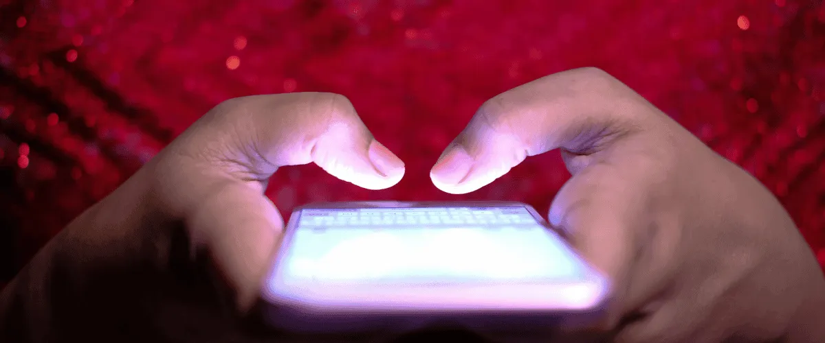 10 Questions to Ask Strangers to Keep the Conversation Going